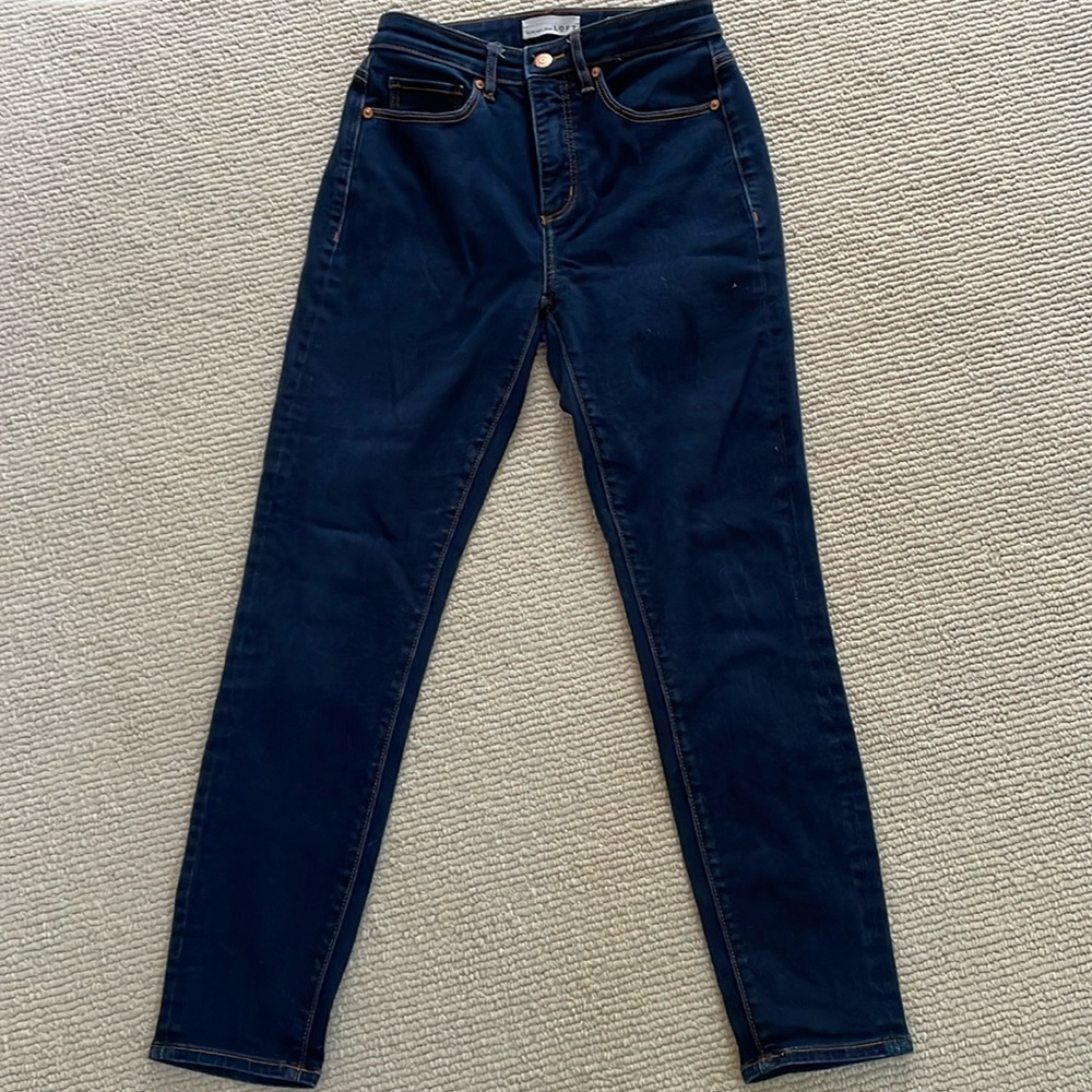 Loft blue denim skinny jean. Dark blue.
